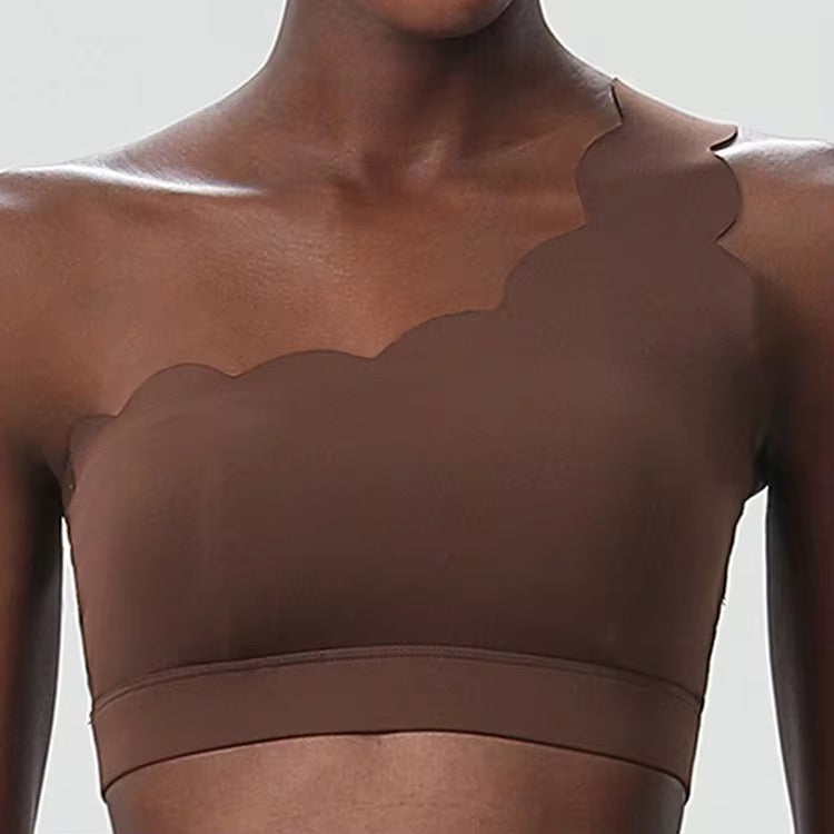 Brassière Flow Asymétrique - Maintien confortable et design élégant