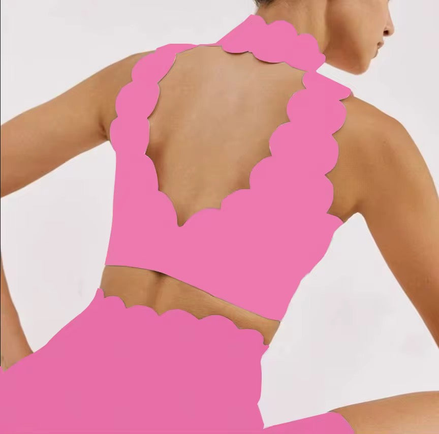 Brassière Flow col montant et dos ajouré - maintien confortable et design sculptant